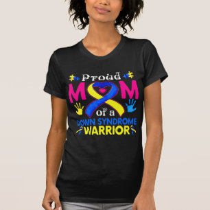 Stolze Mama eines Down-Syndroms Phantastische Bewu T-Shirt