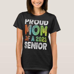 Stolze Mama eines hochrangigen Abschlusses 2023 7 T-Shirt
