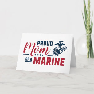 Stolze Mama eines Marinesoldaten