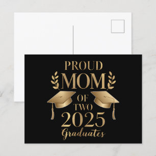 Stolze Mama von zwei 2025 Graduate Twins Postkarte