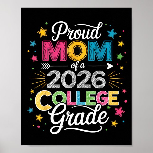 Stolze Mutter eines Hochschulabsolventen der Klass Poster (Vorne)