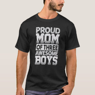Stolze Mutter von drei großartigen Jungen Mutter T-Shirt