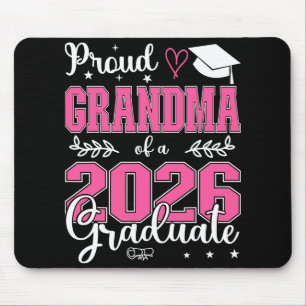 Stolze Oma eines Absolventen des Jahrgangs 2026 fü Mousepad