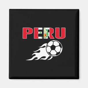 Stolze peruanische Fußballfans tragen Trikots mit  Magnet