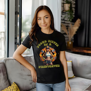 Stolze Schwester einer Entschlossenheit für Feuerg T-Shirt