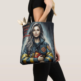 Stolze Schwester einer Feuerwehrrobotik Tasche