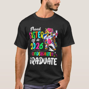 Stolze Schwester eines Vorschulabsolventen der Kla T-Shirt