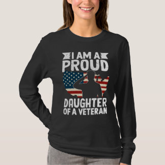 Stolze Tochter eines patriotischen Veteranen-Vater T-Shirt