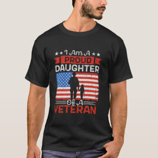 Stolze Tochter eines Veteranen Vaters Patriotic Ki T-Shirt