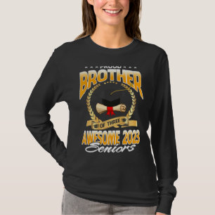 Stolzer Bruder von drei Phantastischen Senioren de T-Shirt