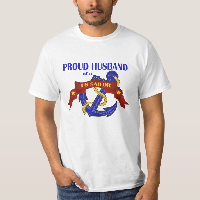 Stolzer Ehemann eines US-Seemanns T-Shirt (Vorderseite)