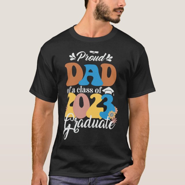 Stolzer VATER einer Klasse von 2023 Graduate Retro T-Shirt (Vorderseite)
