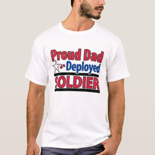 Stolzer Vater eines entfalteten Soldat-Shirts T-Shirt