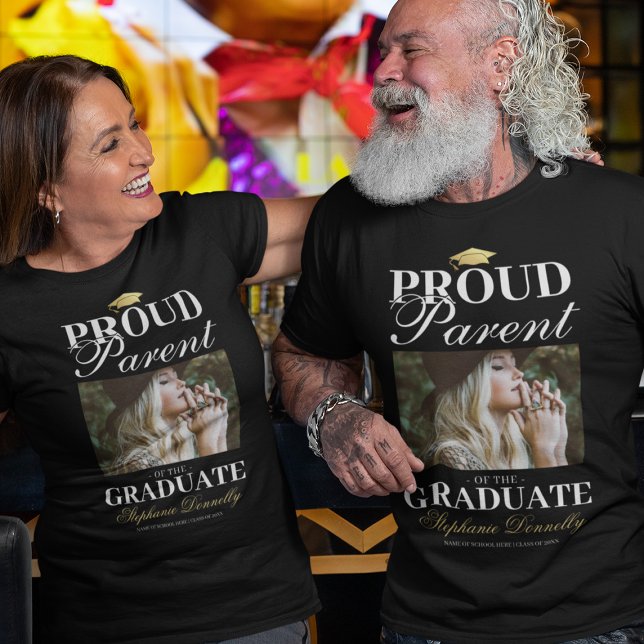 Stolzes Eltern des Graduate Foto T-Shirt (Von Creator hochgeladen)