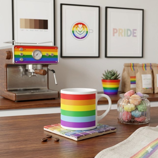 Stolzschuss: Regenbogenflagge Espressotasse (Von Creator hochgeladen)