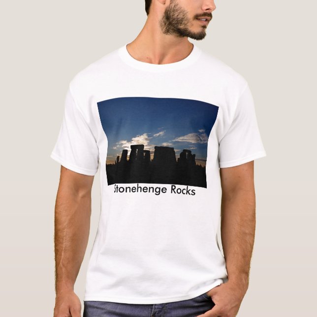 Stonehenge bascule le T-shirt (Devant)