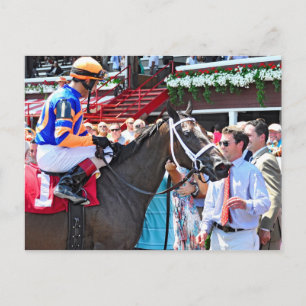 Stopchargingmaria siegreich in ihrem ersten Rennen Postkarte