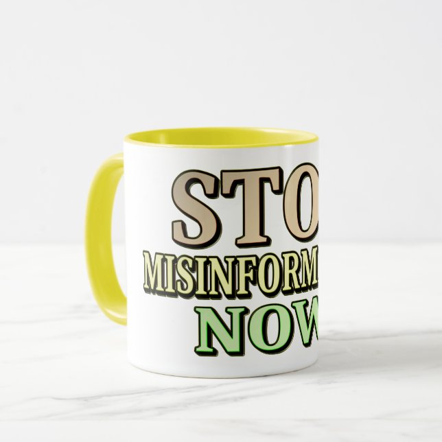 "STOPP FISINFORMATION" Niedliches Design. Jetzt ka Tasse (Vorderseite Links)