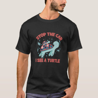 Stoppen Sie das Auto, ich sehe eine Schildkröte im T-Shirt