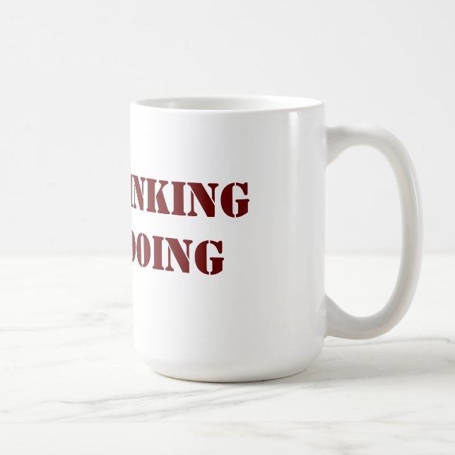 Stoppen Sie, den Anfang zu denken, der Tasse tut (Rechts)