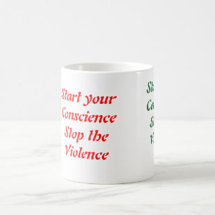 Stoppen Sie die Kaffeetassen in der Gewalt
