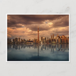 Stormy CN Tower Postkarte