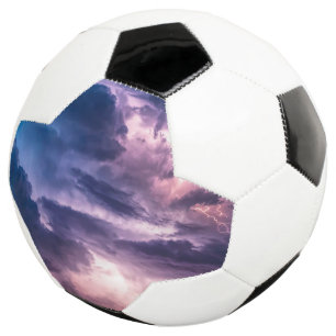 Stormy Skies Fußball