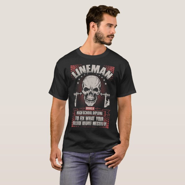 Störungssucher, der ein Abitur verwendet, um T-Shirt (Vorne ganz)