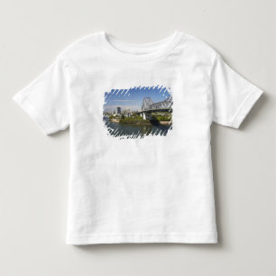 Story Bridge, Brisbane River und Kangaroo Kleinkind T-shirt