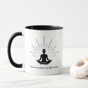 Strahlende Meditationssilhouette Tasse