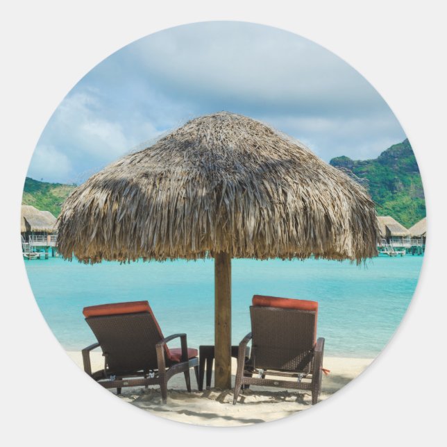 Strand auf Bora Bora rundem Aufkleber (Vorderseite)