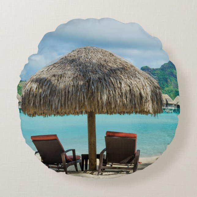Strand auf Bora Bora rundem Kissen (Vorderseite)
