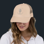 Strand Bachelorette Truckerkappe<br><div class="desc">Bachelorette Wochenende Gastgeschenke,  personalisiert mit Ihrem Namen,  mit einer Frau in einem Cowgirl-Thema an der Küste. Ideal für Ihre Bachelorette am Strand.</div>