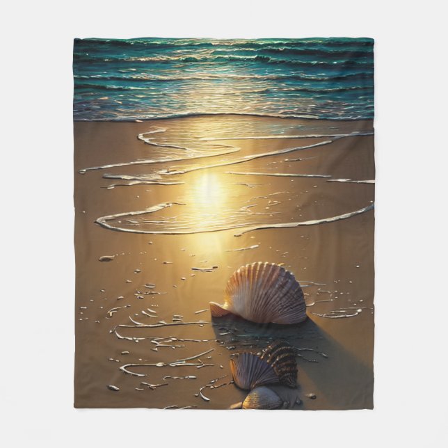 Strand bei Sunset mit Muscheln Fleecedecke (Vorderseite)