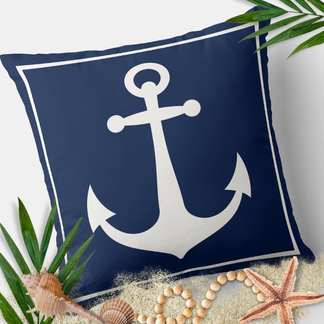 Strand des Wasserboots in blau-weiß Anchor Kissen (Von Creator hochgeladen)