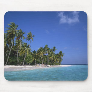 Strand mit Palmen, Malediven Mousepad