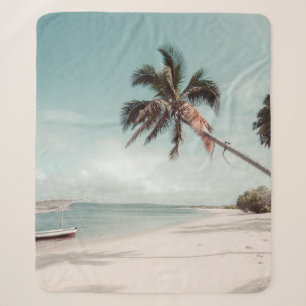 Strand neben Kokospalmen Sherpadecke