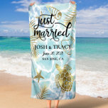 Strandhandtuch, nur verheiratet für Hochzeit am St Strandtuch<br><div class="desc">Das Strandhandtuch "Just Married"! Dieses Badetuch ist der ideale Ort, um Ihre Hochzeit am Strand zu feiern. Es ist ein Muss für jeden Junggeselinnen-Abschied, Brautparty oder Hochzeitsgeschenk. Dieses Handtuch ist extrem absorbierend und zeichnet sich durch ein wunderschönes individuelle Name-Design aus. Dieses Handtuch ist ein Muss für alle frisch verheirateten Paare,...</div>