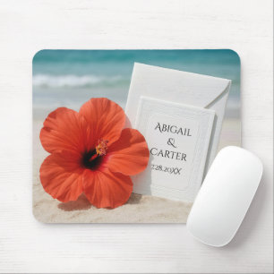 Strandhochzeit mit Hibiskus Blume Mousepad