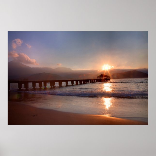Strandpier bei Sonnenuntergang, Hawaii Poster (Vorne)