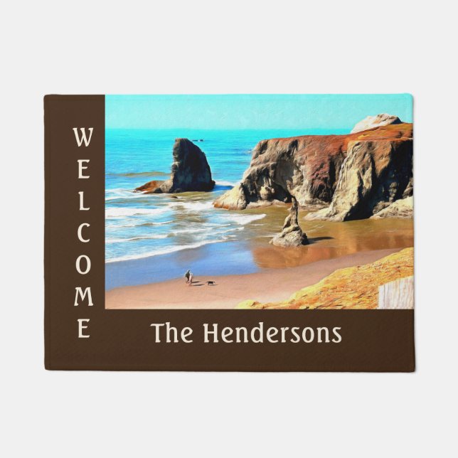 Strandspaziergang mit Hund am Bandon Face Rock Wil Fußmatte (Vorderseite)