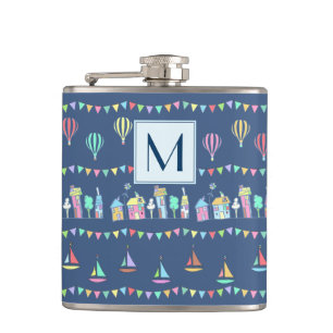 Strandstädtchen Segelboote und Wimpel Monogramm Flachmann