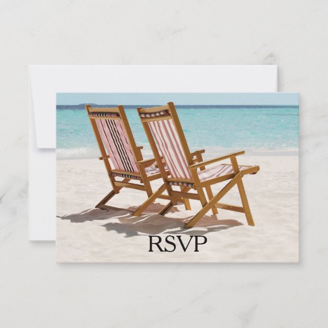 Strandstühle Hochzeit RSVP Karte (Vorderseite)