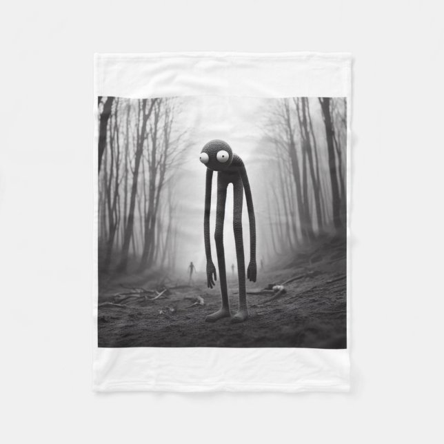 Strange Crochet Creature Sticker Fleecedecke (Vorderseite)
