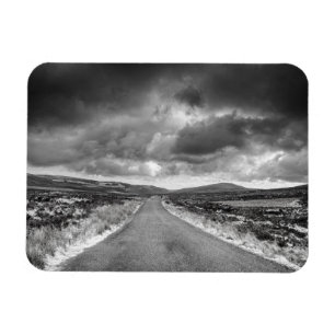 Straße im Regensturm Magnet