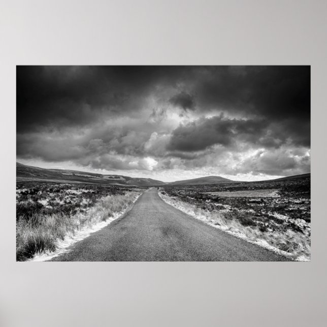 Straße in Rainstorm Poster (Vorne)