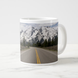 Straße zur Teton-Gebirgskette Jumbo-Tasse