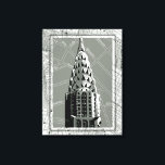 Straßen New Yorks mit dem Empire State Gebäude Leinwanddruck<br><div class="desc">Warst du schon mal in New York? Dann werden Sie dieses Bild der Straßen der Stadt mit einem Einzug des Empire State Gebäude Liebe. Kaufen Sie dieses Stück und bringen Sie sich ein wenig naher zum Big Apple!</div>