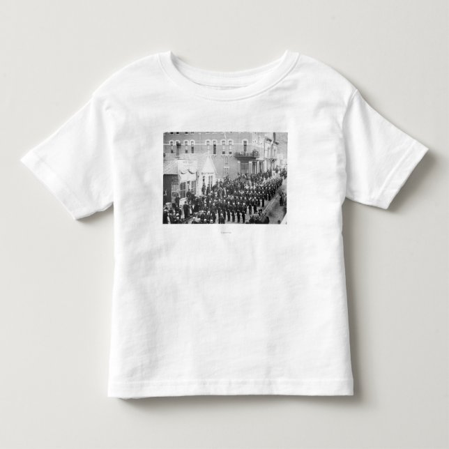 Straßen-Parade im Ballast, Sd-Fotografie Kleinkind T-shirt (Vorderseite)