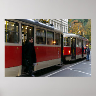 Straßenbahnhaltestelle am Herbsttag Poster